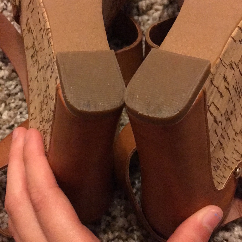 Camel Cork Wedged sandals - Picture 6 of 6